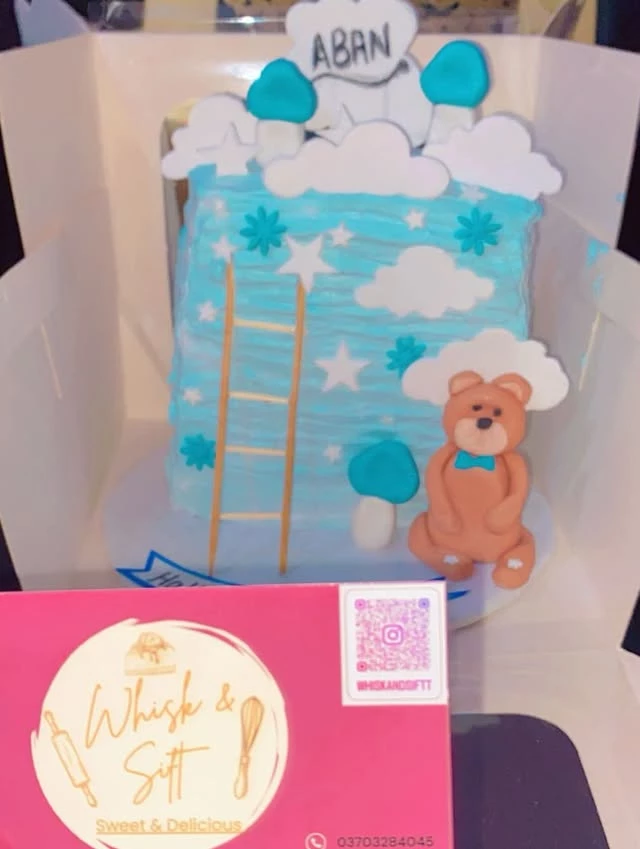 Adorable 6-month baby celebration cake for Aban with 'Half Way To 1' message and cute decorations - Baby Milestone Cakes Karachi By Whisk And Sift